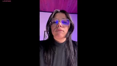 Ashleyy18   online show from 05/19/26, 06:47