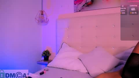Snapshot of ashlie_dixon1 chatting on 01/21/25, 12:25 Ashlie  online show from 01/21/25, 12:25