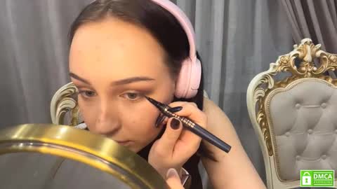 Snapshot of ashliebulson chatting on 02/16/26, 07:10 Anna online show from 02/16/26, 07:10