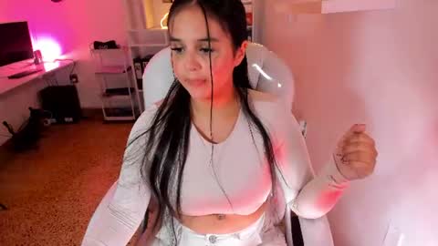 Ashly online show from 07/24/26, 12:58