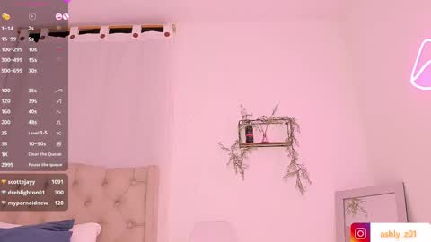 Snapshot of ashly_z chatting on 03/12/25, 01:14 Ashly online show from 03/12/25, 01:14