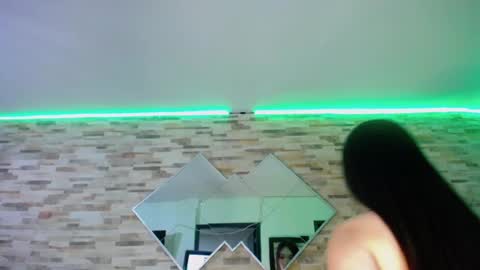 Snapshot of ashlye_hill chatting on 02/20/25, 03:23 Ashlye online show from 02/20/25, 03:23