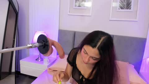 Ashlye online show from 04/11/26, 08:02