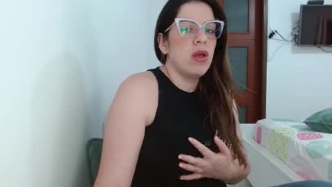 Snapshot of ashlymoon chatting on 11/09/25, 03:32 AshlyMoon online show from 11/09/25, 03:32