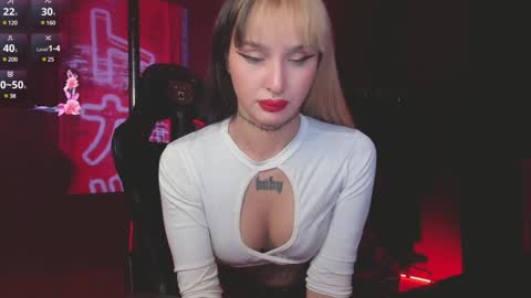 Mila online show from 01/30/25, 09:25