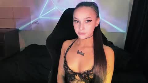Snapshot of ashmila chatting on 06/04/26, 05:35 Mila online show from 06/04/26, 05:35