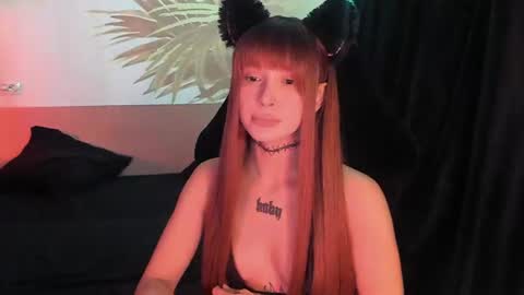 Snapshot of ashmila chatting on 06/25/26, 05:07 Mila online show from 06/25/26, 05:07