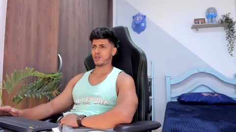 my name real is camilo online show from 01/14/25, 04:18