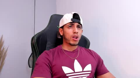 my name real is camilo online show from 02/15/25, 09:27