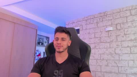 my name real is camilo online show from 03/31/26, 08:42