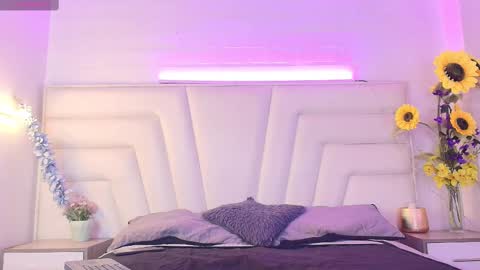 Snapshot of ashton_dick chatting on 11/05/25, 08:09 ashton_dick online show from 11/05/25, 08:09