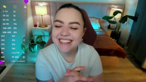 Your girlfriend online show from 04/12/26, 12:37