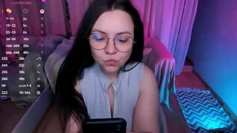 Your girlfriend online show from 07/05/26, 11:45
