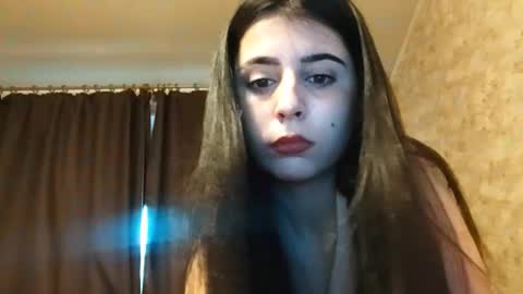 Lina online show from 10/26/25, 12:11