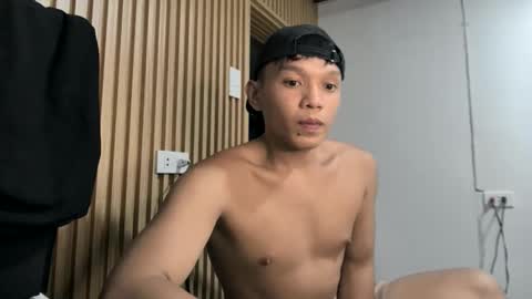 Snapshot of asian_calid22xx chatting on 06/07/26, 08:23 asian_calid22xx online show from 06/07/26, 08:23