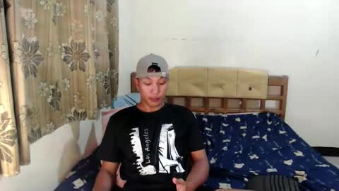 Snapshot of asian_cum_josh chatting on 05/05/26, 06:43 asian_cum_josh online show from 05/05/26, 06:43