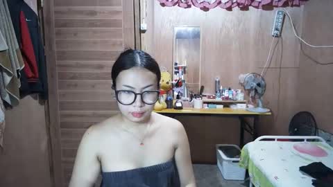 Snapshot of asian_llory chatting on 09/11/25, 01:39 asian_llory online show from 09/11/25, 01:39