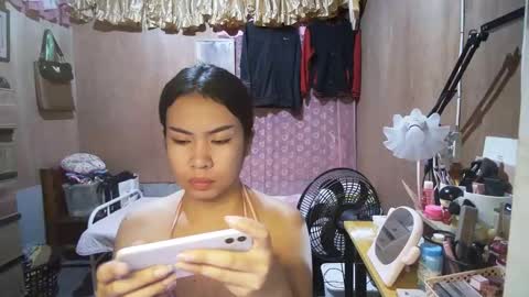 asian_llory online show from 11/02/25, 12:18