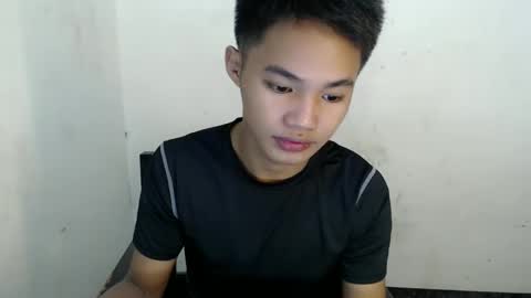 asian_lover05 online show from 12/03/25, 01:46