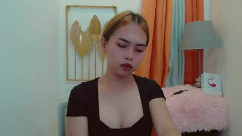 Snapshot of asian_pinay_oldlover chatting on 06/29/26, 10:43 Angel online show from 06/29/26, 10:43