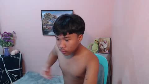 Snapshot of asian_prince_of_cock chatting on 10/16/25, 05:41 Prince online show from 10/16/25, 05:41