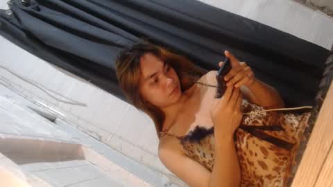 Snapshot of asian_reyshell chatting on 02/25/25, 12:55 Reyshell online show from 02/25/25, 12:55