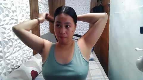 Snapshot of asian_sexydimples chatting on 06/12/26, 03:33 Trixie online show from 06/12/26, 03:33