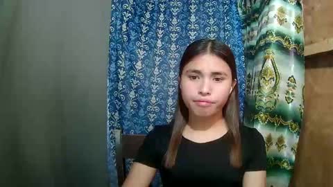 Sofia online show from 04/24/26, 06:16