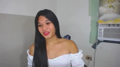 Yan online show from 10/22/25, 06:40