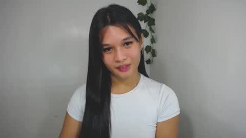 Yan online show from 11/20/25, 07:24