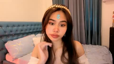 Snapshot of asianbabecandy chatting on 01/17/25, 06:26 candy online show from 01/17/25, 06:26