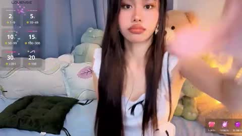 Snapshot of asianbabecandy chatting on 10/12/25, 05:17 candy online show from 10/12/25, 05:17