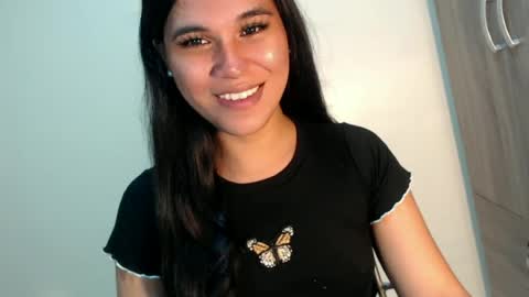 Snapshot of asianblk_barbiedoll chatting on 06/01/26, 04:31 asianblk_barbiedoll online show from 06/01/26, 04:31