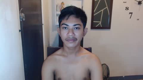 Snapshot of asiancockhero22 chatting on 12/03/24, 11:57 HERO online show from 12/03/24, 11:57