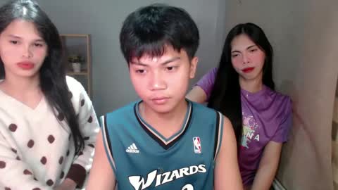 Snapshot of asiancutie0 chatting on 12/15/24, 05:53 online show from 12/15/24, 05:53