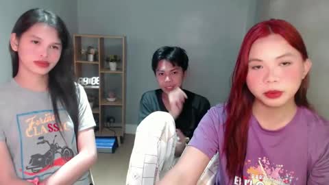 Snapshot of asiancutie0 chatting on 12/29/24, 05:21 online show from 12/29/24, 05:21