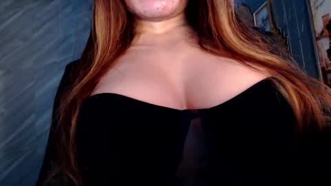 Snapshot of asiandollxxx4u chatting on 01/08/25, 02:56 BELLA NOTCH online show from 01/08/25, 02:56