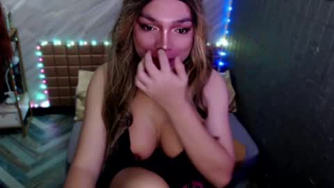 Snapshot of asiandollxxx4u chatting on 05/05/26, 08:22 BELLA NOTCH online show from 05/05/26, 08:22