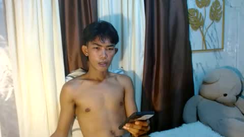 Snapshot of asianhotbigcock chatting on 10/16/25, 05:19 Nico online show from 10/16/25, 05:19