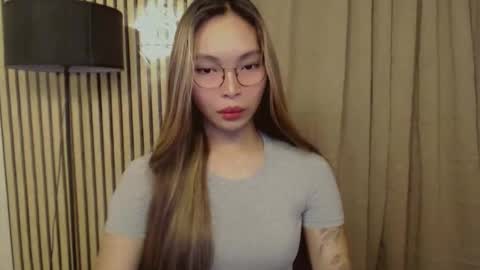 Snapshot of asianhottiesttamira chatting on 10/20/25, 04:13 HI IM TAMIRA LOOKING FOR SERIOUS RELATIONSHIP online show from 10/20/25, 04:13