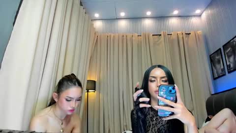 Snapshot of asianhugecockcindy chatting on 12/18/24, 04:09 asianhugecockcindy online show from 12/18/24, 04:09