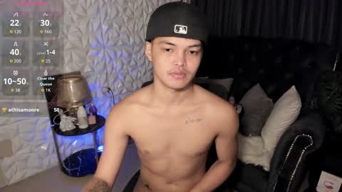 VICTORIA SCOTT online show from 12/04/25, 09:56