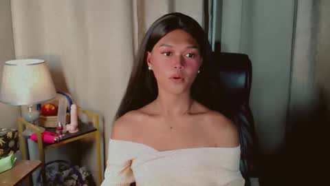 Snapshot of asiankianna chatting on 05/19/26, 11:49 Kianna online show from 05/19/26, 11:49