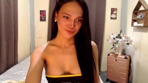 Snapshot of asianpinay1229 chatting on 01/29/25, 06:33 Patricia online show from 01/29/25, 06:33