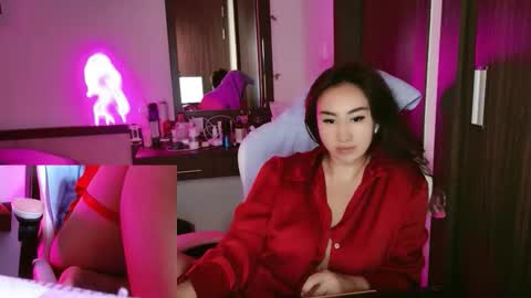 Snapshot of asianqueen777ohmi chatting on 01/06/26, 05:33 Rose Mingna online show from 01/06/26, 05:33