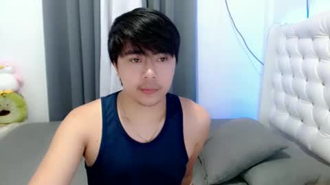 Snapshot of asianroy_x chatting on 01/24/25, 12:52 Roy online show from 01/24/25, 12:52