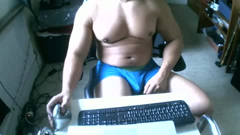 Snapshot of asianscottmusclejohnson93 chatting on 06/07/26, 03:27 Johnson online show from 06/07/26, 03:27