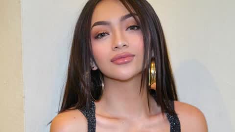 Miss Nia online show from 12/15/24, 11:42