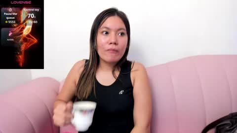 Snapshot of asianslut_ chatting on 05/13/26, 03:37 AsianSlut online show from 05/13/26, 03:37