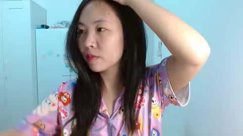 Tabby online show from 12/02/25, 02:45